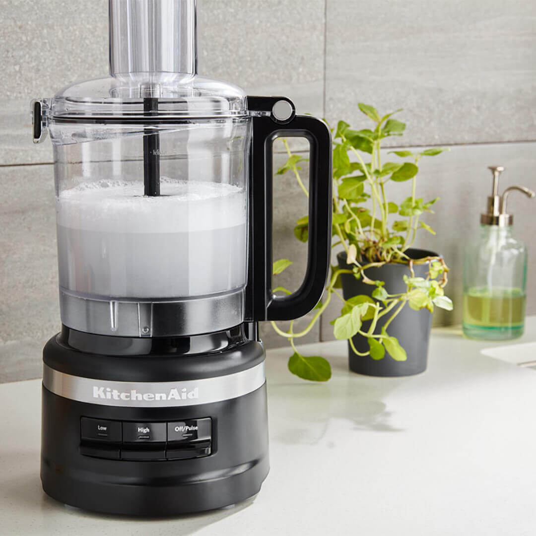 5KFP0921E-fekete-kitchenaid-multifunkcios-gep-lifestyle-26