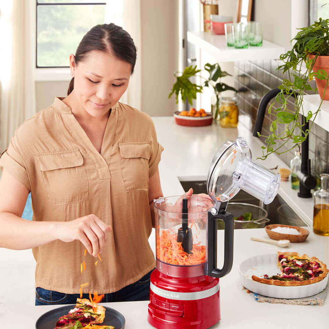 5KFP0921E-piros-kitchenaid-multifunkcios-gep-lifestyle-8