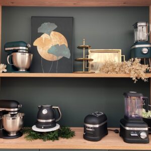 KitchenAid bemutatóterem, pálmazöld és öntöttvas fekete kollekció